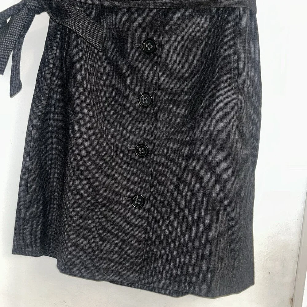 Banana Republic Gray Wool Button Up Belted Tie Preppy Career Skirt Size 8